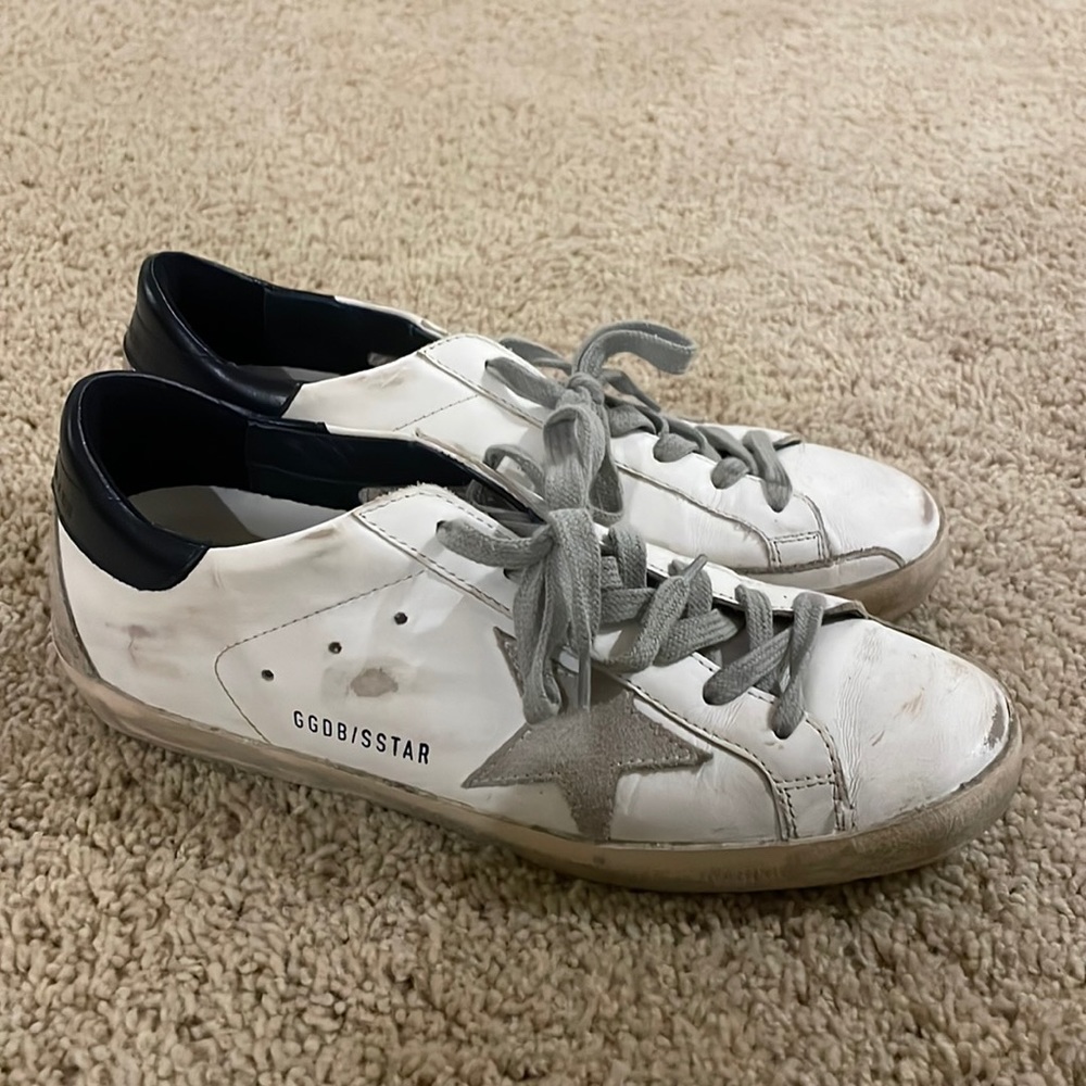 GOLDEN GOOSE SUPERSTAR